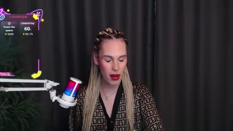 Snapshot of cassiemich chatting on December 2025 07:47:02 AM Cassie online show from December 2025 07:47:02 AM