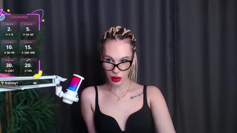 Snapshot of cassiemich chatting on December 2025 08:54:01 AM Cassie online show from December 2025 08:54:01 AM