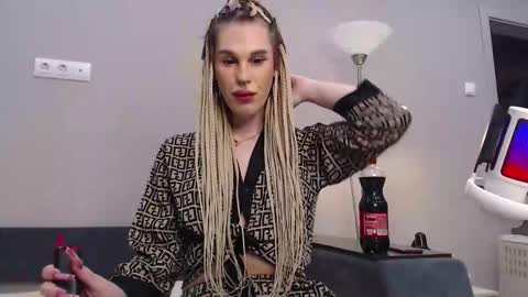 Snapshot of cassiemich chatting on February 2026 06:39:01 PM Cassie online show from February 2026 06:39:01 PM