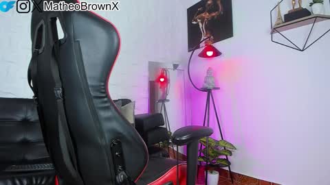 Matheo Brown online show from October 2025 11:02:02 PM