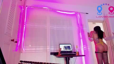 Snapshot of cat_hornysxxx chatting on September 2025 07:39:02 PM katty online show from September 2025 07:39:02 PM