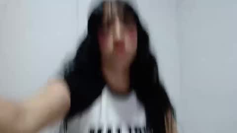 Mila online show from October 2025 02:23:02 AM