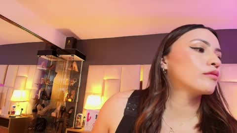 catalina online show from February 2025 06:59:01 PM