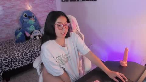 Catalina  online show from September 2025 03:43:01 AM