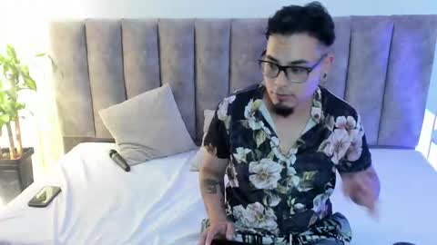 Snapshot of cata_carter_ chatting on September 2025 03:42:02 AM gina and nico online show from September 2025 03:42:02 AM