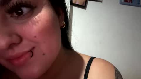 Snapshot of cataleya6712 chatting on October 2025 03:43:02 AM cataleya6712 online show from October 2025 03:43:02 AM