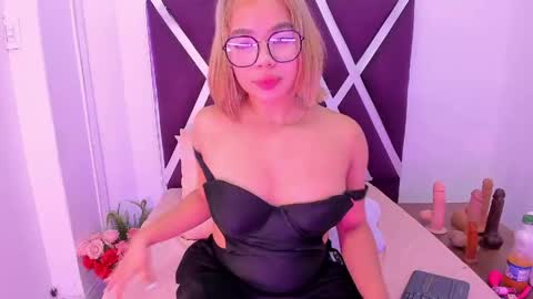 Snapshot of cataleya_bianchi chatting on May 2026 03:58:01 AM Cataleya online show from May 2026 03:58:01 AM