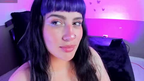 Snapshot of cataleya_blare chatting on April 2026 01:36:02 AM LUU online show from April 2026 01:36:02 AM