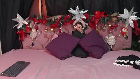 Cata Prins  online show from December 2025 10:57:01 AM