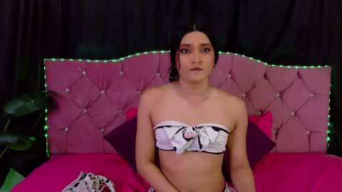 Snapshot of cataleya_divine chatting on April 2026 11:58:01 AM Cata Prins online show from April 2026 11:58:01 AM