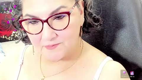 Snapshot of cataleya_mom_ chatting on May 2026 01:57:01 AM cataleya online show from May 2026 01:57:01 AM