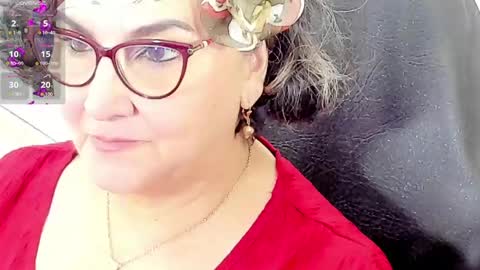 Snapshot of cataleya_mom_ chatting on May 2026 10:33:02 AM cataleya online show from May 2026 10:33:02 AM