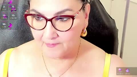 Snapshot of cataleya_mom_ chatting on May 2026 07:31:01 PM cataleya online show from May 2026 07:31:01 PM