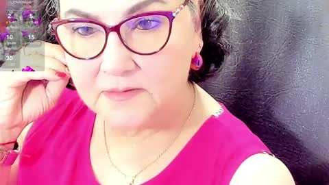 Snapshot of cataleya_mom_ chatting on May 2026 01:36:02 AM cataleya online show from May 2026 01:36:02 AM
