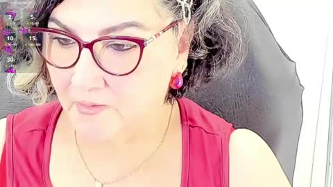 Snapshot of cataleya_mom_ chatting on June 2026 03:21:02 AM cataleya online show from June 2026 03:21:02 AM