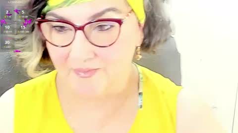 Snapshot of cataleya_mom_ chatting on June 2026 02:54:02 AM cataleya online show from June 2026 02:54:02 AM