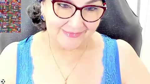 Snapshot of cataleya_mom_ chatting on June 2026 11:07:01 PM cataleya online show from June 2026 11:07:01 PM