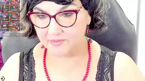 Snapshot of cataleya_mom_ chatting on July 2026 12:43:01 AM cataleya online show from July 2026 12:43:01 AM