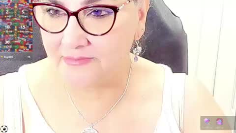 Snapshot of cataleya_mom_ chatting on July 2026 09:27:01 AM cataleya online show from July 2026 09:27:01 AM