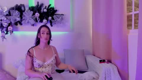 CatalinnaThompson online show from December 2025 12:03:02 PM