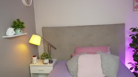 Snapshot of caterinezapataa chatting on December 2024 03:24:01 AM Caterine Zapata online show from December 2024 03:24:01 AM