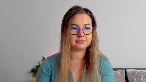 Snapshot of caterinnakat chatting on February 2025 10:20:02 AM Kat online show from February 2025 10:20:02 AM