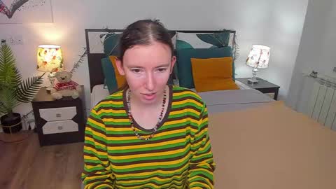Catrin online show from February 2025 07:12:01 AM