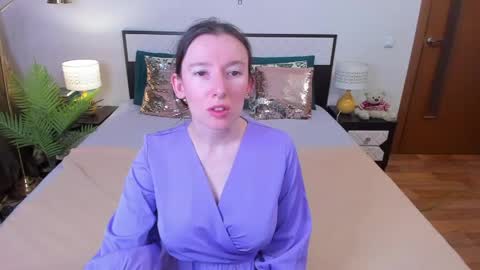 Snapshot of catherinewalls chatting on May 2026 03:56:01 AM Catrin online show from May 2026 03:56:01 AM