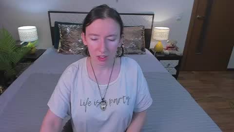 Snapshot of catherinewalls chatting on May 2026 03:23:02 AM Catrin online show from May 2026 03:23:02 AM