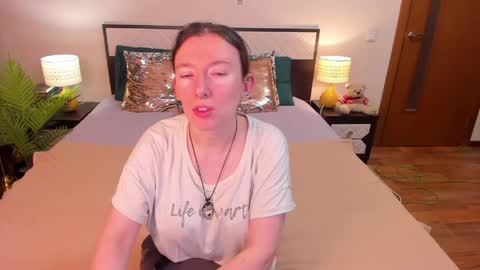 Snapshot of catherinewalls chatting on May 2026 04:53:02 AM Catrin online show from May 2026 04:53:02 AM