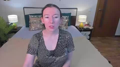 Snapshot of catherinewalls chatting on May 2026 04:39:01 AM Catrin online show from May 2026 04:39:01 AM