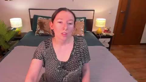 Snapshot of catherinewalls chatting on May 2026 03:13:01 AM Catrin online show from May 2026 03:13:01 AM
