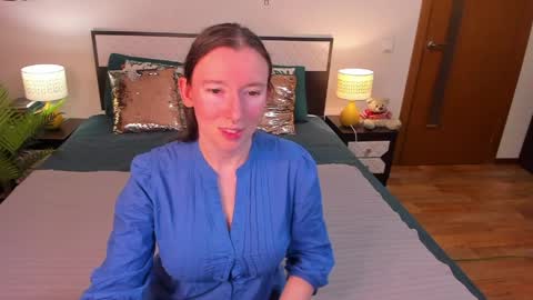 Snapshot of catherinewalls chatting on May 2026 01:58:02 AM Catrin online show from May 2026 01:58:02 AM