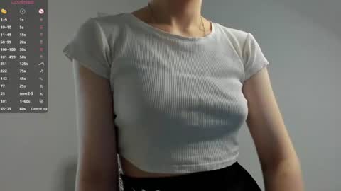 Mia online show from June 2026 11:11:02 AM