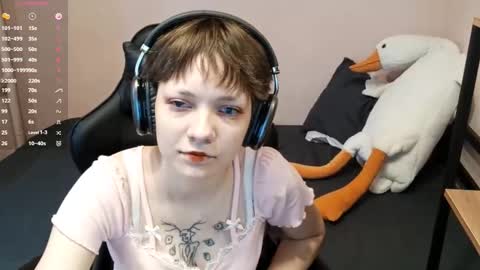 Sophie online show from September 2025 01:01:01 PM