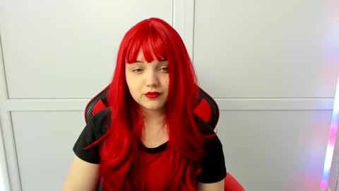 Snapshot of catrine_cute chatting on March 2026 06:58:01 AM Catrine online show from March 2026 06:58:01 AM