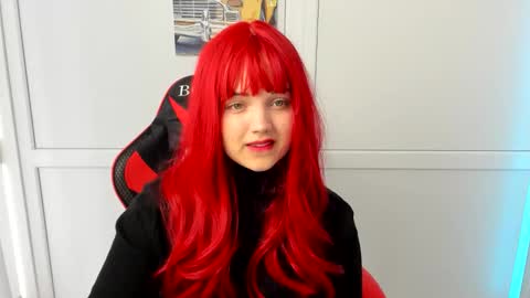 Snapshot of catrine_cute chatting on April 2026 07:13:01 AM Catrine online show from April 2026 07:13:01 AM