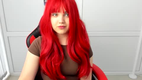 Snapshot of catrine_cute chatting on April 2026 06:39:01 AM Catrine online show from April 2026 06:39:01 AM