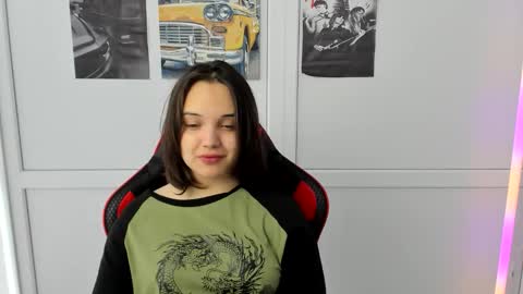 Snapshot of catrine_cute chatting on April 2026 06:47:02 AM Catrine online show from April 2026 06:47:02 AM