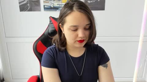 Snapshot of catrine_cute chatting on April 2026 09:18:01 AM Catrine online show from April 2026 09:18:01 AM
