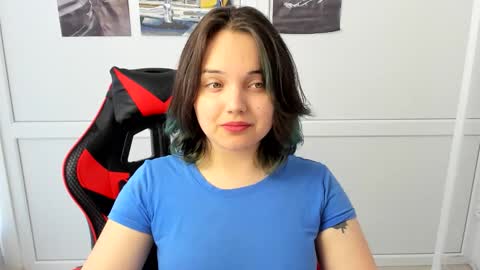 Snapshot of catrine_cute chatting on May 2026 06:41:02 AM Catrine online show from May 2026 06:41:02 AM
