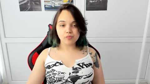 Snapshot of catrine_cute chatting on May 2026 06:29:01 AM Catrine online show from May 2026 06:29:01 AM