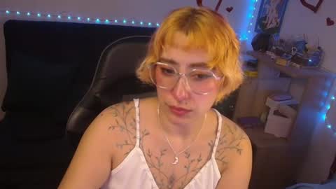 Snapshot of catsito chatting on June 2026 05:49:01 AM im MIA -Independent Model MY OF is catsito3 online show from June 2026 05:49:01 AM
