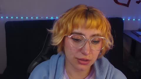 Snapshot of catsito chatting on June 2026 07:11:01 AM im MIA -Independent Model MY OF is catsito3 online show from June 2026 07:11:01 AM