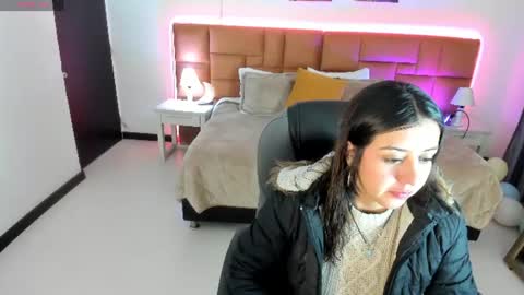 Snapshot of catti_brie_ chatting on June 2026 11:30:02 AM catti_brie_ online show from June 2026 11:30:02 AM
