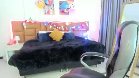 Snapshot of catti_brie_ chatting on July 2026 11:37:02 AM catti_brie_ online show from July 2026 11:37:02 AM