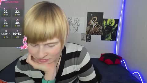 cattie_w_ online show from December 2025 01:22:02 AM