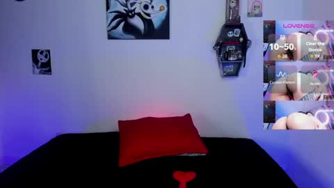 Snapshot of cattnamy chatting on June 2026 10:43:02 AM CattNamy online show from June 2026 10:43:02 AM