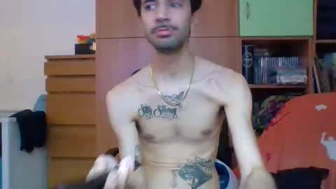 Snapshot of cazzone98italiano chatting on November 2025 09:52:02 PM cazzone98italiano online show from November 2025 09:52:02 PM