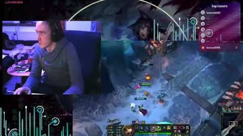 Snapshot of cblover88_ chatting on February 2025 01:30:02 AM Call me however u like online show from February 2025 01:30:02 AM